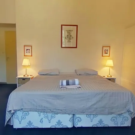 Belvedere Du Chateau, Piscine Apartamento