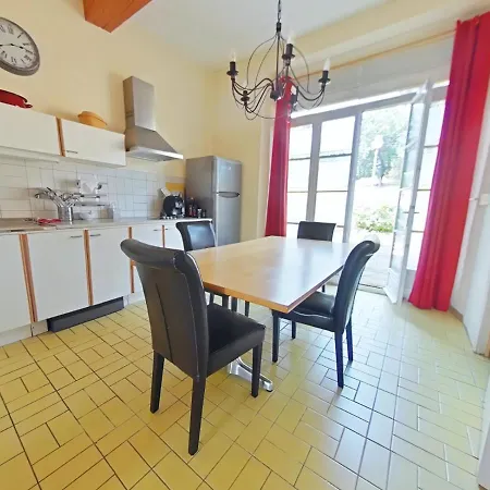 Belvedere Du Chateau, Piscine Apartamento *
